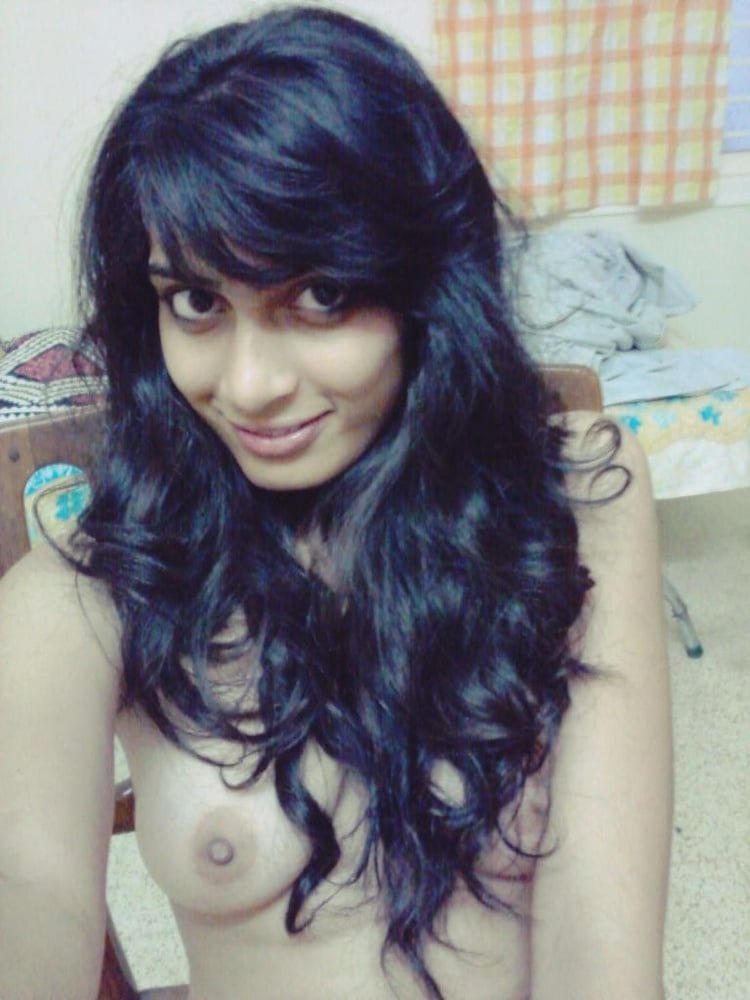Desileady - Chinese Porn Pics: 01.Cute Desi lady super hot Selfies petite hooters And  sack